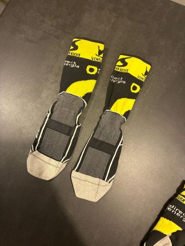 Brugt Ventura Sock Chaussette Direct Energie Pro Cycling Team - 2 paires bike — billede 2 af 10