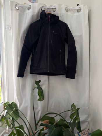 Used Patagonia Women's Insulated Storm Shift Jacket bike