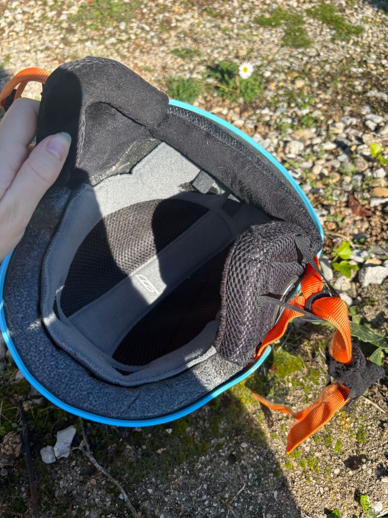 Used JULBO Casque enfant fille Helmet bike — image 6 of 12