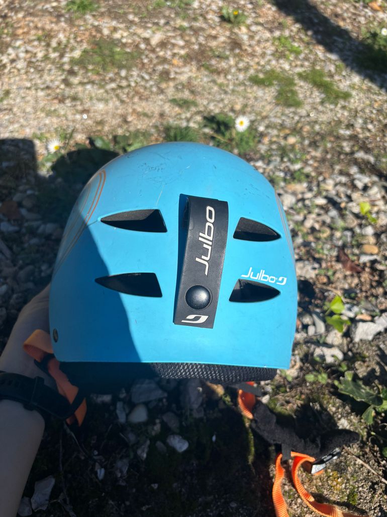 Used JULBO Casque enfant fille Helmet bike — image 4 of 12