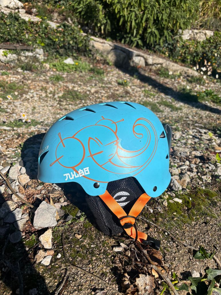 Used JULBO Casque enfant fille Helmet bike — image 2 of 12