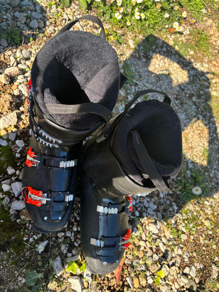 Used wedze Wedze Ski Boots bike — image 2 of 12