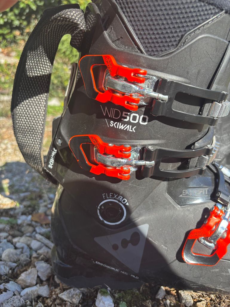 Used wedze Wedze Ski Boots bike — image 3 of 12