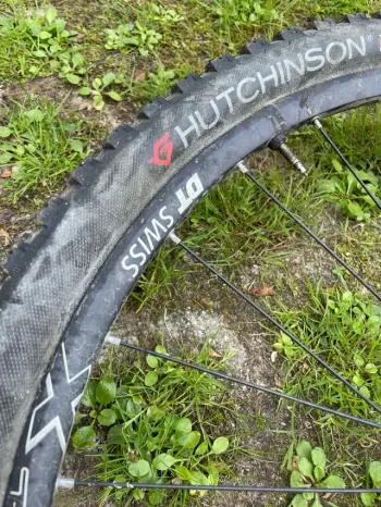 Used Dt Swiss Llantas bike — image 4 of 8