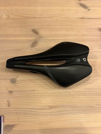 Prologo, Dimension 143 saddle