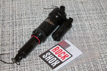 Käytetty RockShox Deluxe Ultimate DebonAir 230x65 bike — kuva 9 / 10