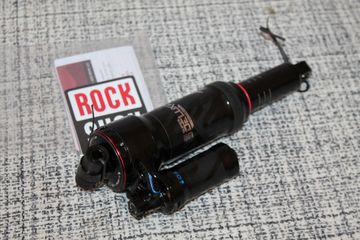 Käytetty RockShox Deluxe Ultimate DebonAir 230x65 bike — kuva 2 / 10