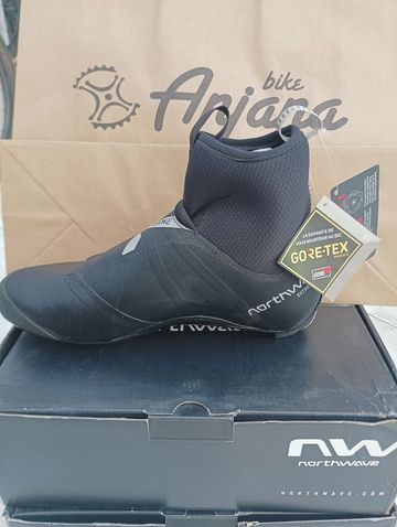 Used Northwave Extreme R GTX Road Cycling Shoes 2024 Cycling Shoes