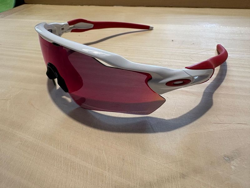 Used Oakley Radar EV Path Pol White w/ Prizm Road Cycling Accessories