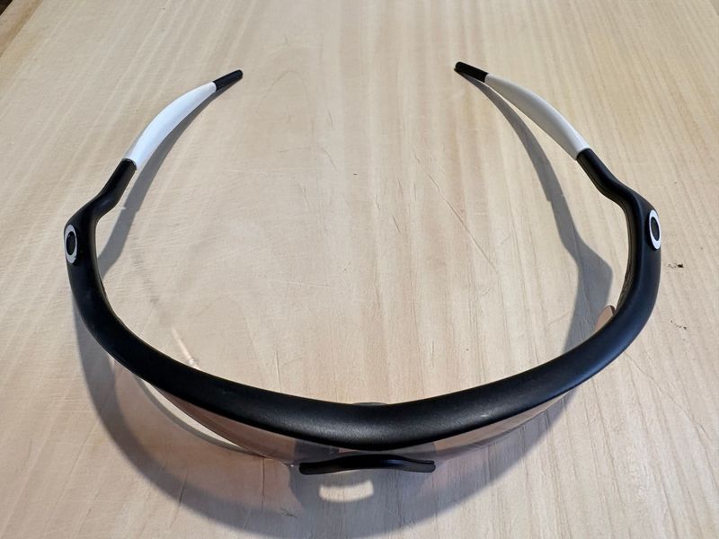 Oakley M-Frame bike usato — immagine 4 di 4