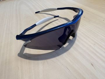 Oakley M-Frame Cycling Accessories usato