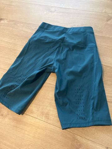 Used Fox MTB short pants 2023 bike — image 4 of 4