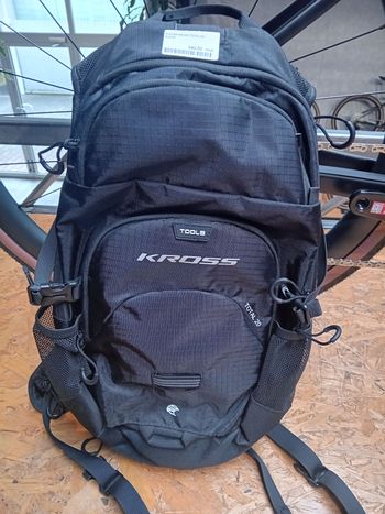 Used Kross PLECAK  TOTAL 20 liters bike — image 1 of 6