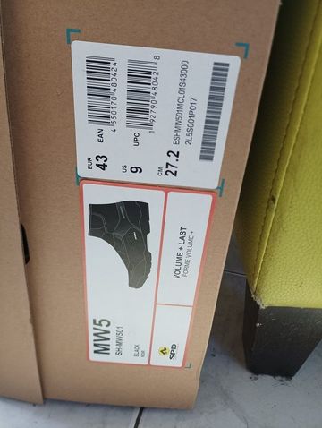 Shimano MW5 Mountain Bike Shoes 2024 bike usato — immagine 2 di 4