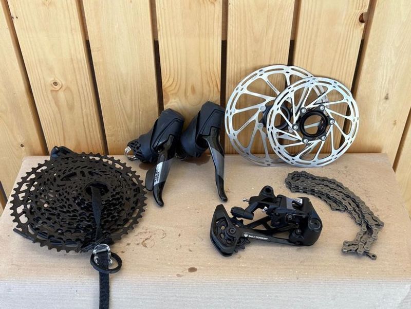 Gebrauchtes Sram Apex Eagle 12-Speed Rear Derailleur 2023 Drivetrain & Pedals