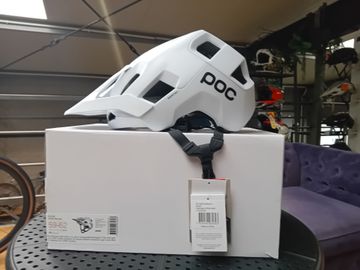 POC Kortal Helmet XL/XXL HYDROGEN WHITE Cycling Accessories usato