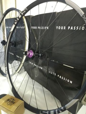 Gebrauchtes Sunringle DUROC 30 PRO 29" Disc Wheelset XD+Microspline Wheels