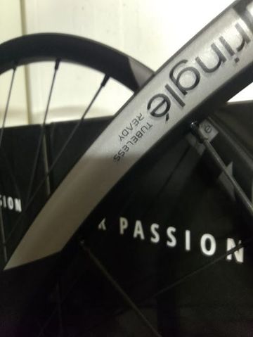 Brugt Sunringle DUROC 30 PRO 29" Disc Wheelset XD+Microspline bike — billede 6 af 11