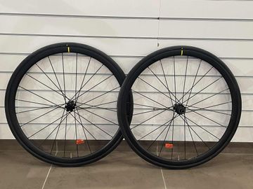 Brugt Mavic Cosmic Elite Disc Wheelset Wheels