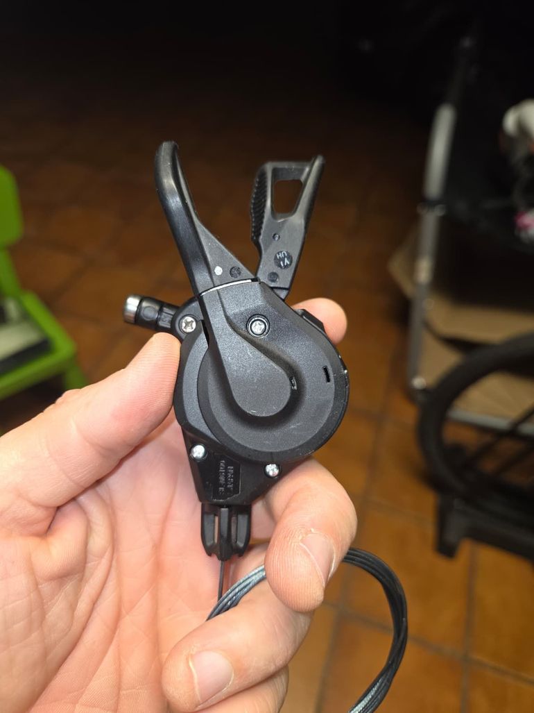 Used Shimano Deore SL-M6100 Shifter 2023 bike — image 3 of 5
