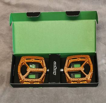 Used Hope F22 Pedal Orange PE.HO.0012 bike — image 4 of 6