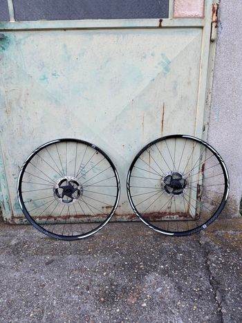Used MICROTECH Cerche  rk25 2025 bike — image 5 of 5