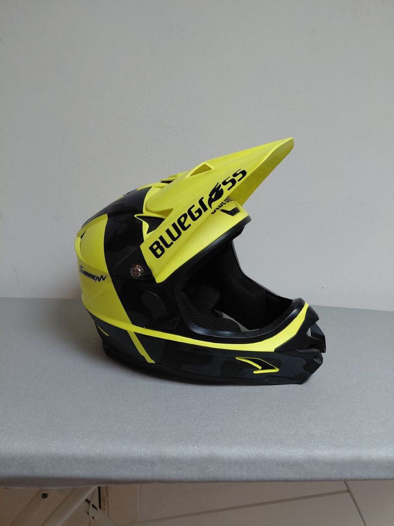 Used Bluegrass Casco Integrale BlueGrass 2023 bike — image 1 of 2