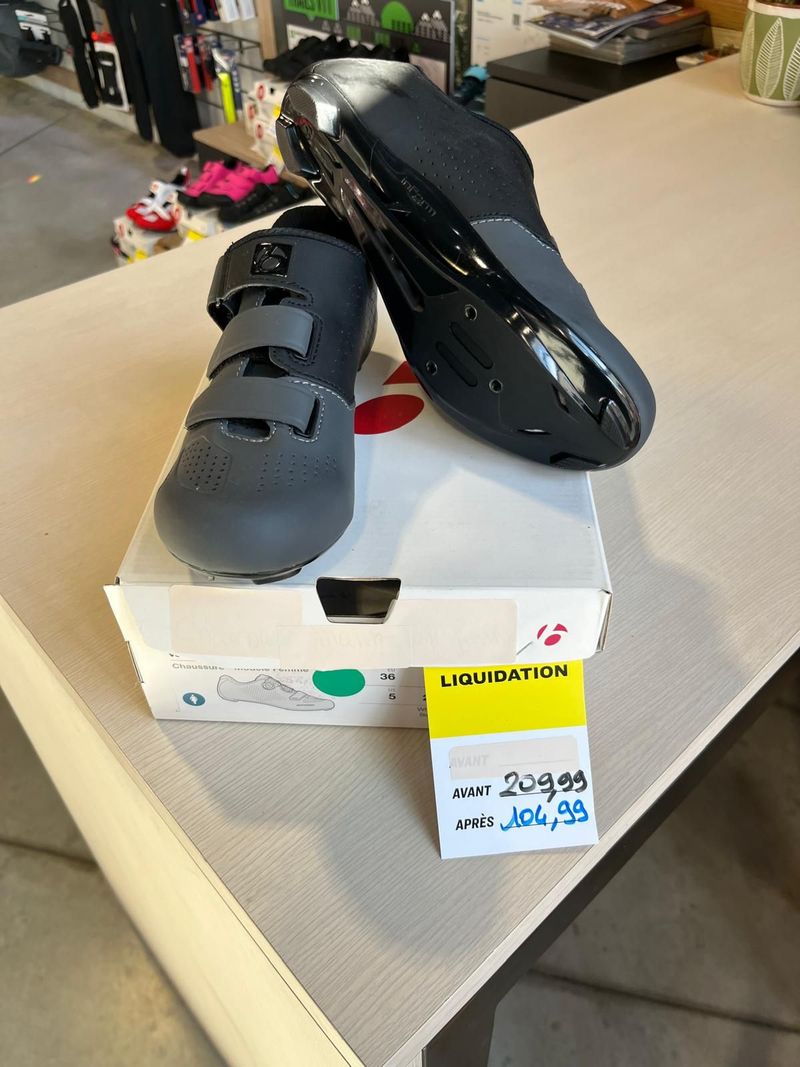 Bontrager Vostra 37 Gris Noir Tire Cycling Shoes usato