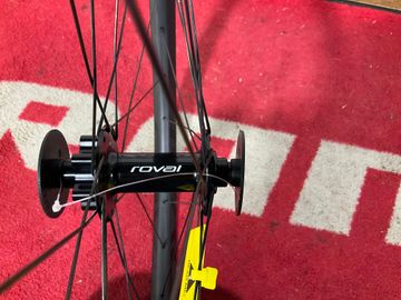 Used Roval Traverse 29 Carbon 6B 2023 bike — image 2 of 2