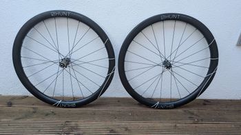 Hunt, Limitless 42 Carbon