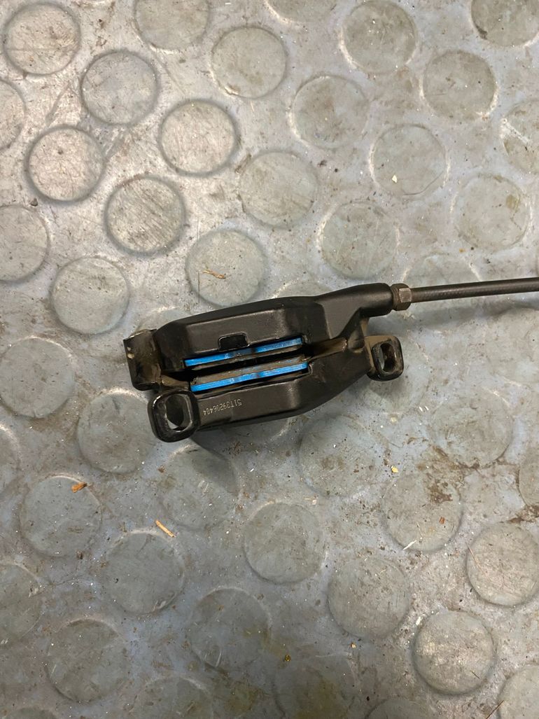 Used Sram db8 eine saison gefahren haben neue bremsbelägen bekommen 2022 bike — image 5 of 7