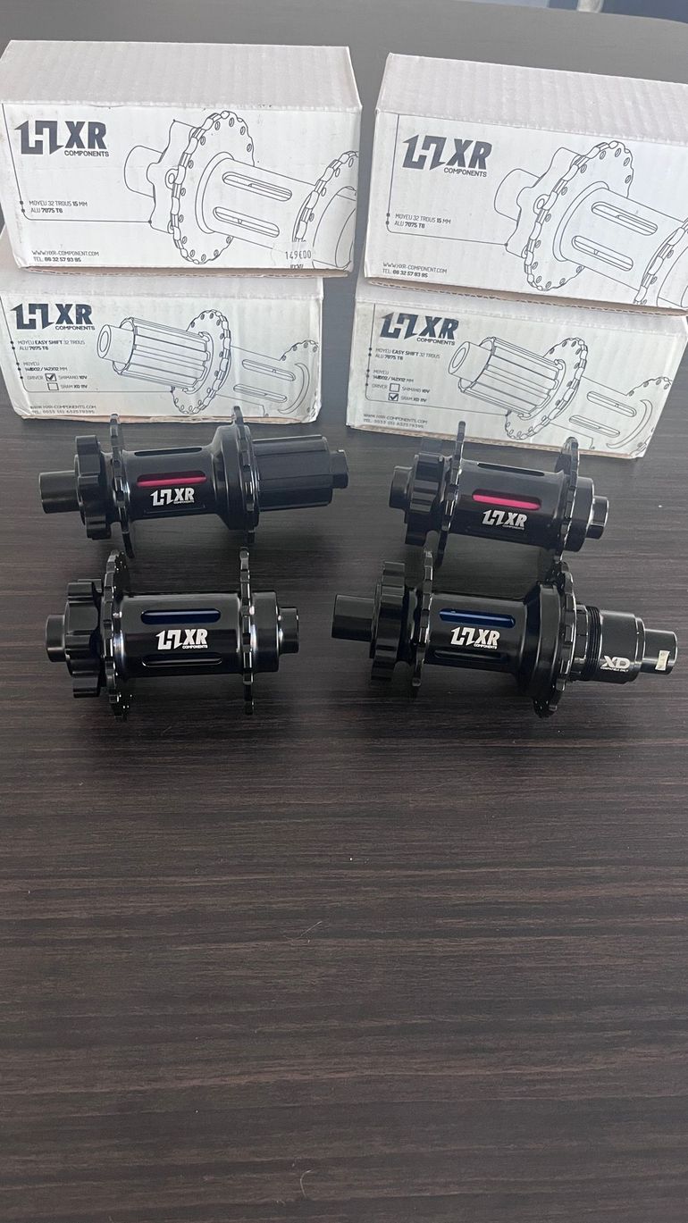 Used HXR Components NEUF Moyeux avant  Non boost 2020 bike — image 7 of 7