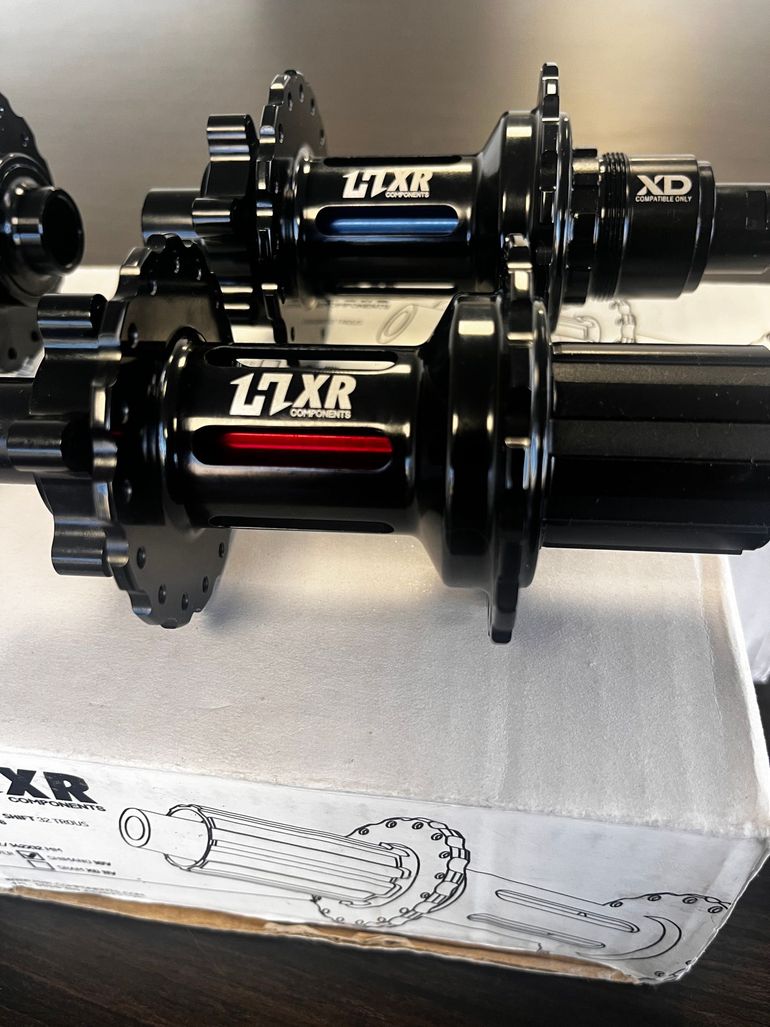 Used HXR Components Moyeux arrière  non boost neuf 2019 bike — image 5 of 7