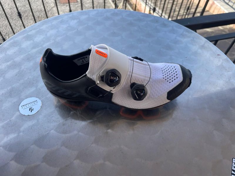 Used Dmt dnt mh1 2024 bike — image 1 of 2