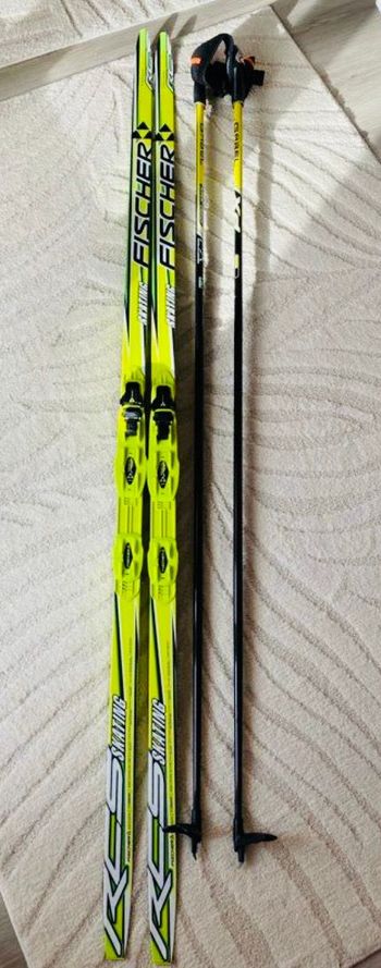 Used Fischer Skis skating FischerRCS 1.77m et bâtons 2025 bike — image 5 of 5
