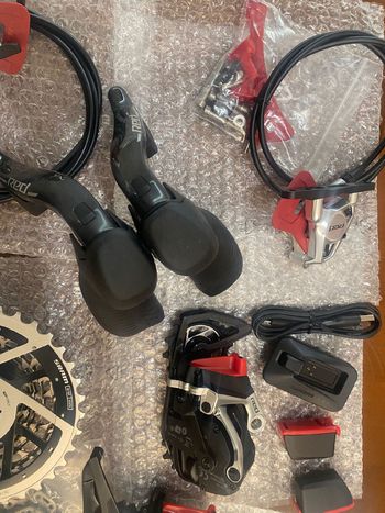 Used Sram red axs e1 2025 bike — image 4 of 9