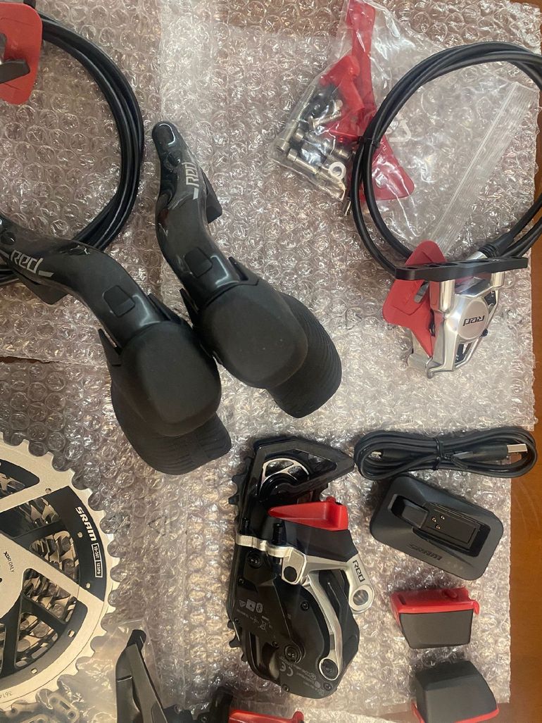 Used Sram red axs e1 2025 bike — image 4 of 9