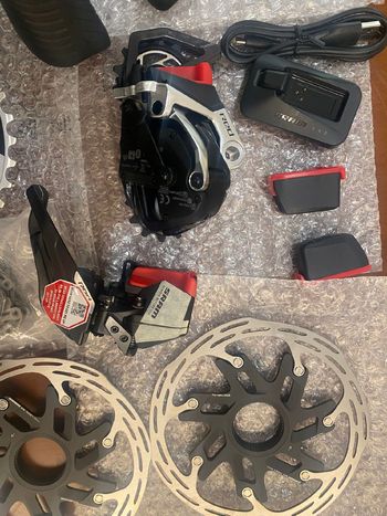 Used Sram red axs e1 2025 bike — image 5 of 9