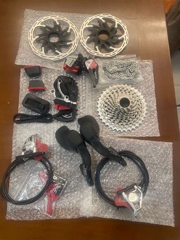 Used Sram red axs e1 2025 bike — image 6 of 9