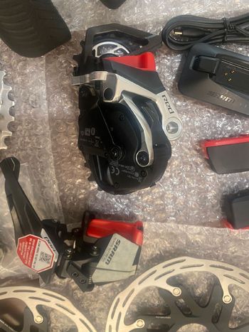 Used Sram red axs e1 2025 bike — image 9 of 9