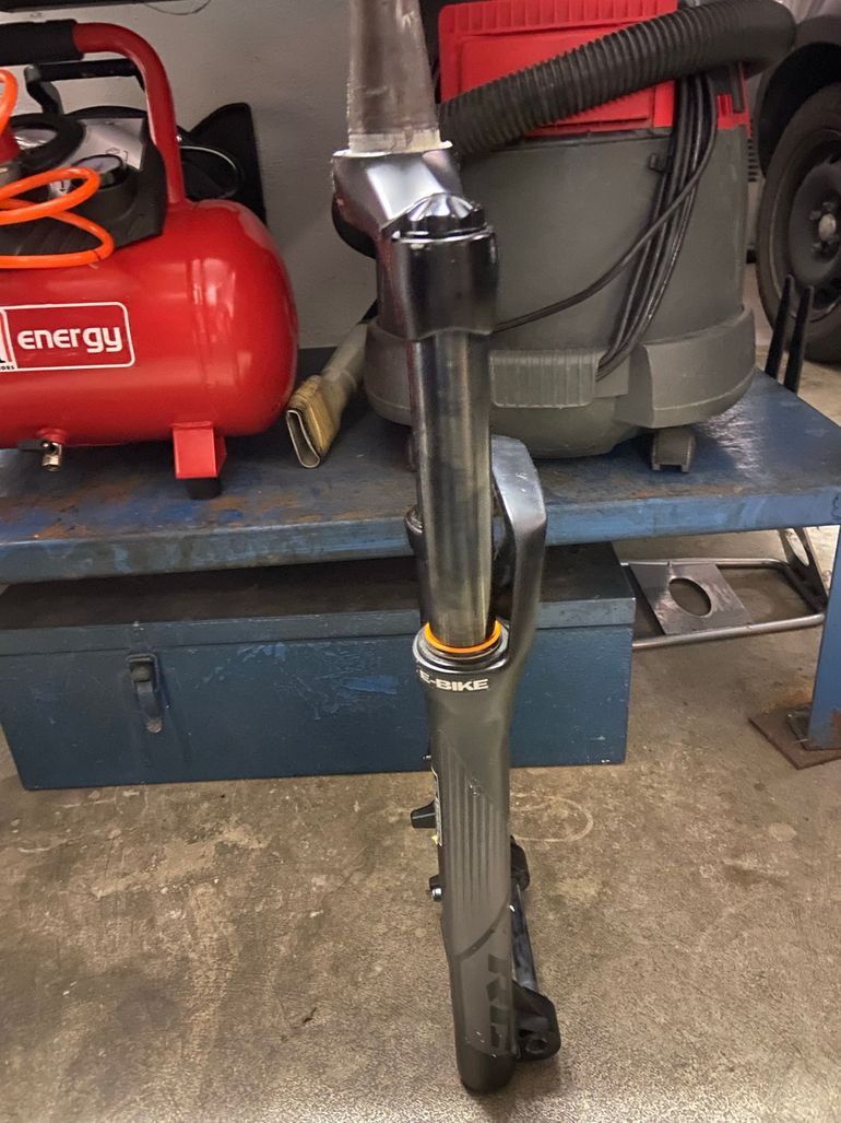 Used Rst forcella  vibe 2022 bike — image 2 of 4