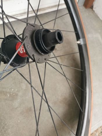 Used Beast Components Roues RX40 Beast avec moyeu dynamo son 28 2023 bike — image 6 of 8