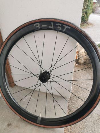 Used Beast Components Roues RX40 Beast avec moyeu dynamo son 28 2023 bike — image 8 of 8