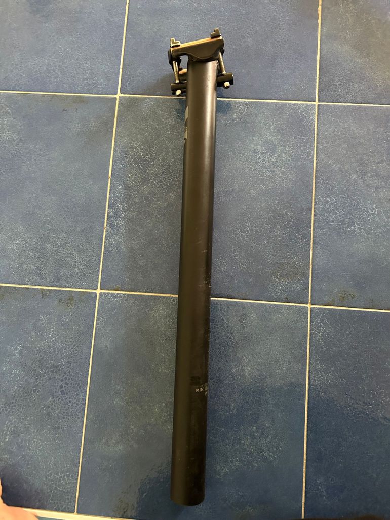 Used Switch Reggisella  in carbonio 0 offset 2024 bike — image 3 of 3