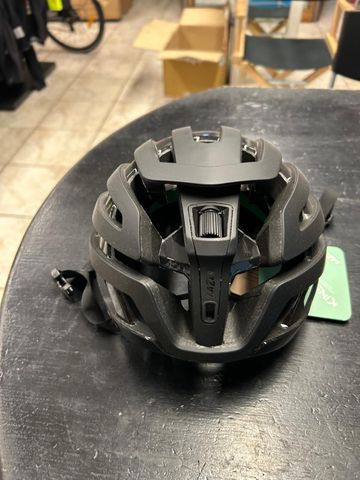 Used Lazer Z1 KinetiCore Helmet 2025 bike — image 3 of 4