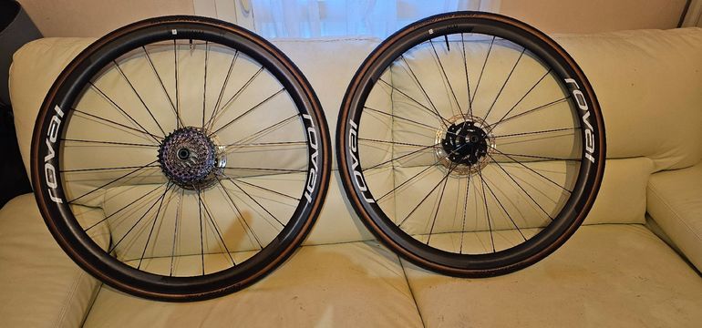Used Roval alpinist CLX 2022 bike — image 4 of 4