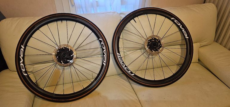 Used Roval alpinist CLX 2022 bike — image 3 of 4