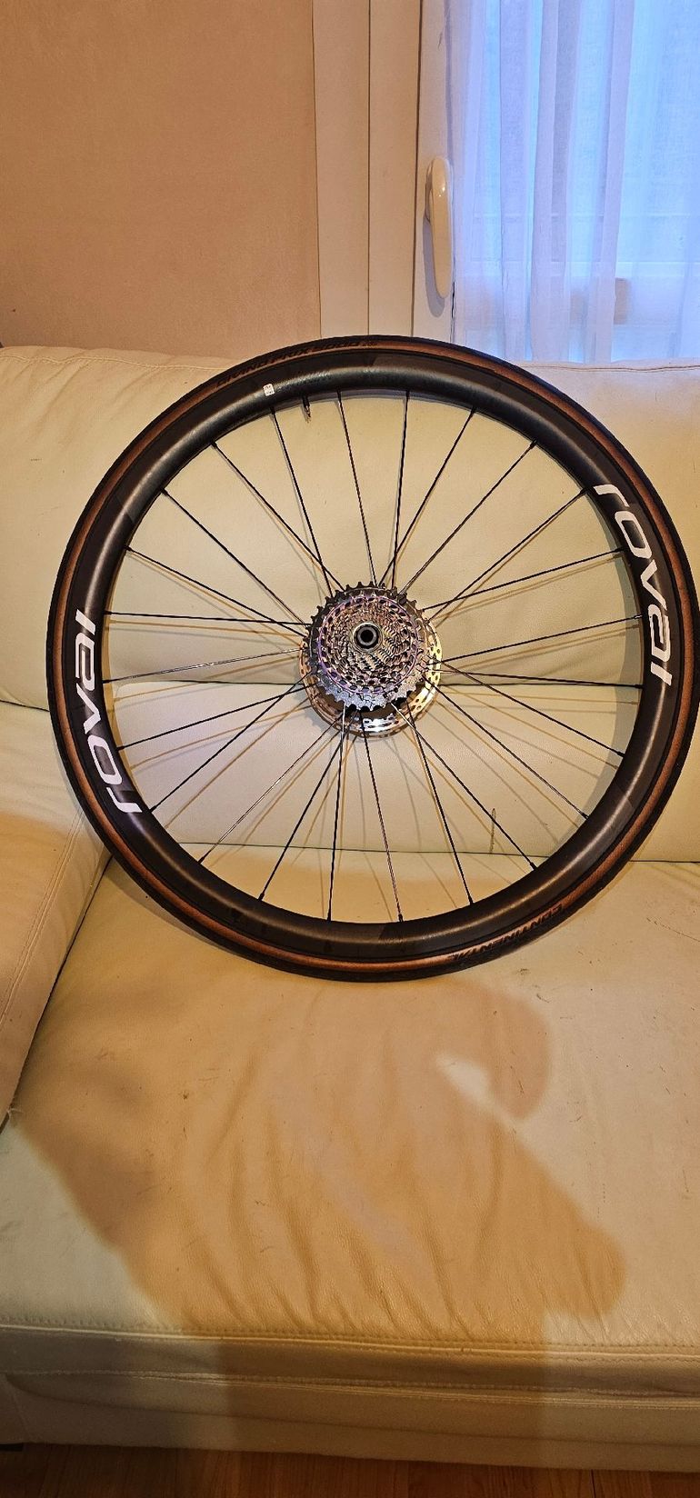 Used Roval alpinist CLX 2022 bike — image 2 of 4