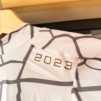 Used Velocio Apparel BADLANDS JERSEY 2023 bike — image 4 of 5