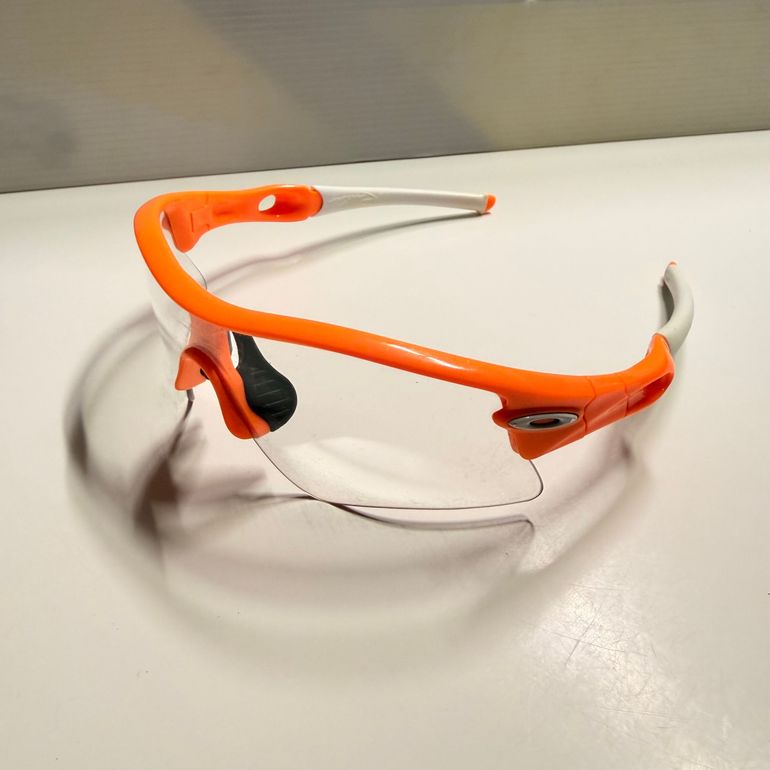 Used Oakley Fabian Cancellara edition 2012 bike — image 3 of 6